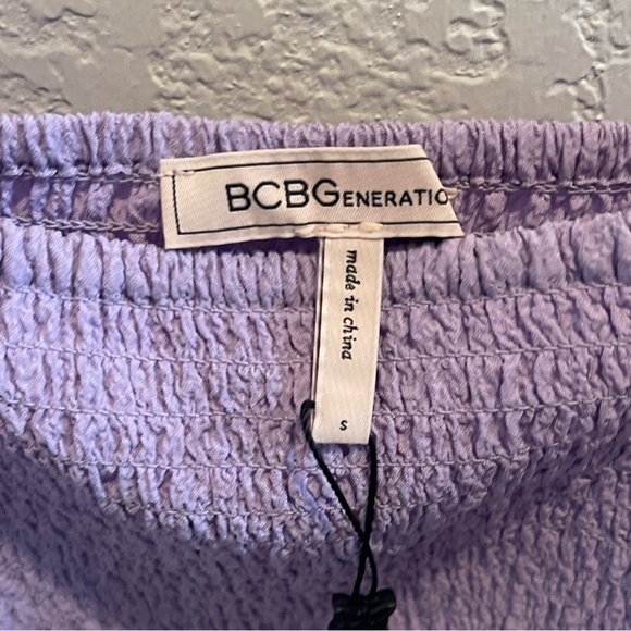 BCBG Smocked Top - Picture 4 of 4